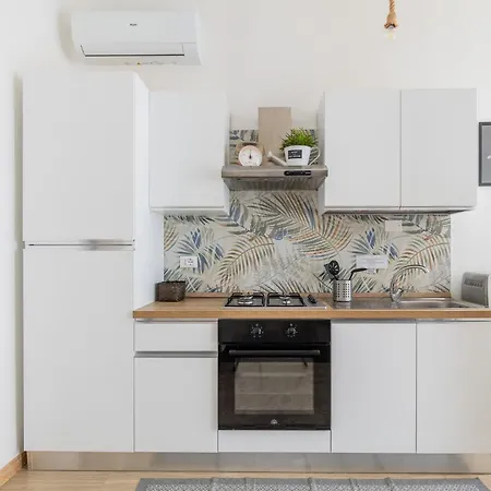 Saffi By Wonderful Italy * Bologna