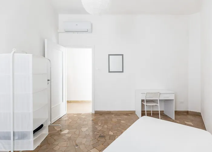 Saffi By Wonderful Italy *